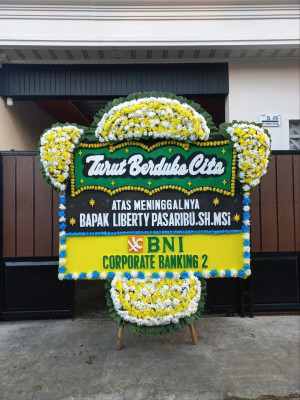 Papan Bunga Duka di Tulung